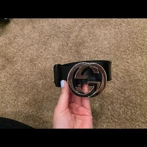 gucci belt (GG)